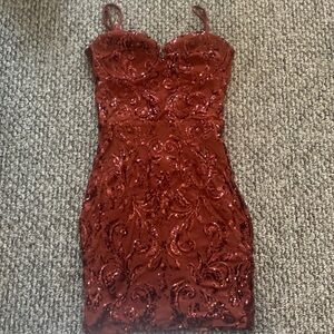 Short tight body hugging fitted dress!